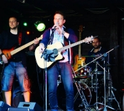 piotr karpienia w bb